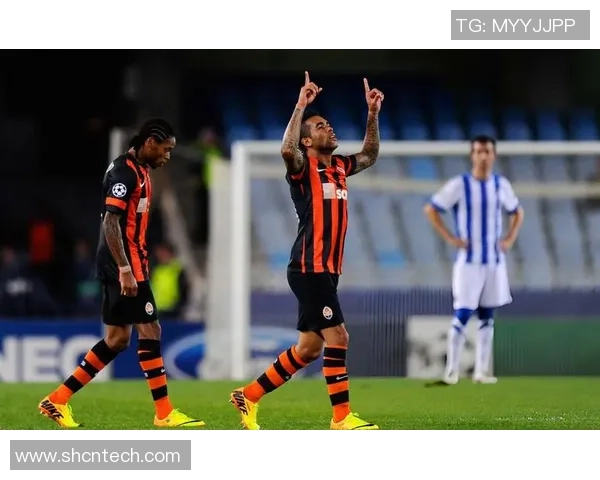 皇马与矿工历史交手回顾及战绩分析揭示两队对决的精彩瞬间 皇马与矿工历史交手回顾及战绩分析揭示两队对决的精彩瞬间