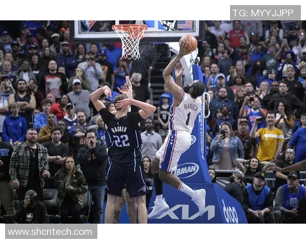 雷霆与猛龙激战正酣现场直播精彩瞬间不容错过 雷霆与猛龙激战正酣现场直播精彩瞬间不容错过
