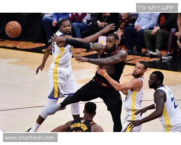 喀山鲁宾与格罗兹的精彩对决分析及赛季表现评估 喀山鲁宾与格罗兹的精彩对决分析及赛季表现评估