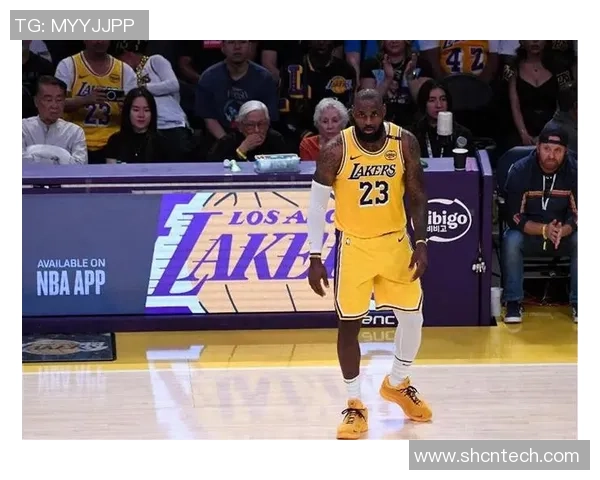 詹姆斯闪耀全场40分10篮板7助攻湖人加时战胜勇士成功晋级季后赛 詹姆斯闪耀全场40分10篮板7助攻湖人加时战胜勇士成功晋级季后赛