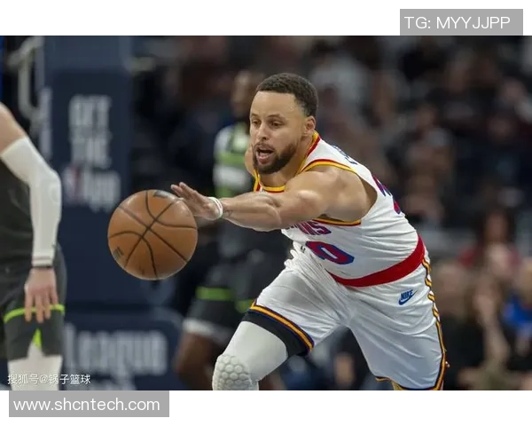 库里三分大赛决赛狂轰20球夺冠创历史新纪录引发全场欢呼