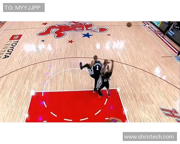 马刺与火箭第二场激战回顾球星表现与战术分析全面解读